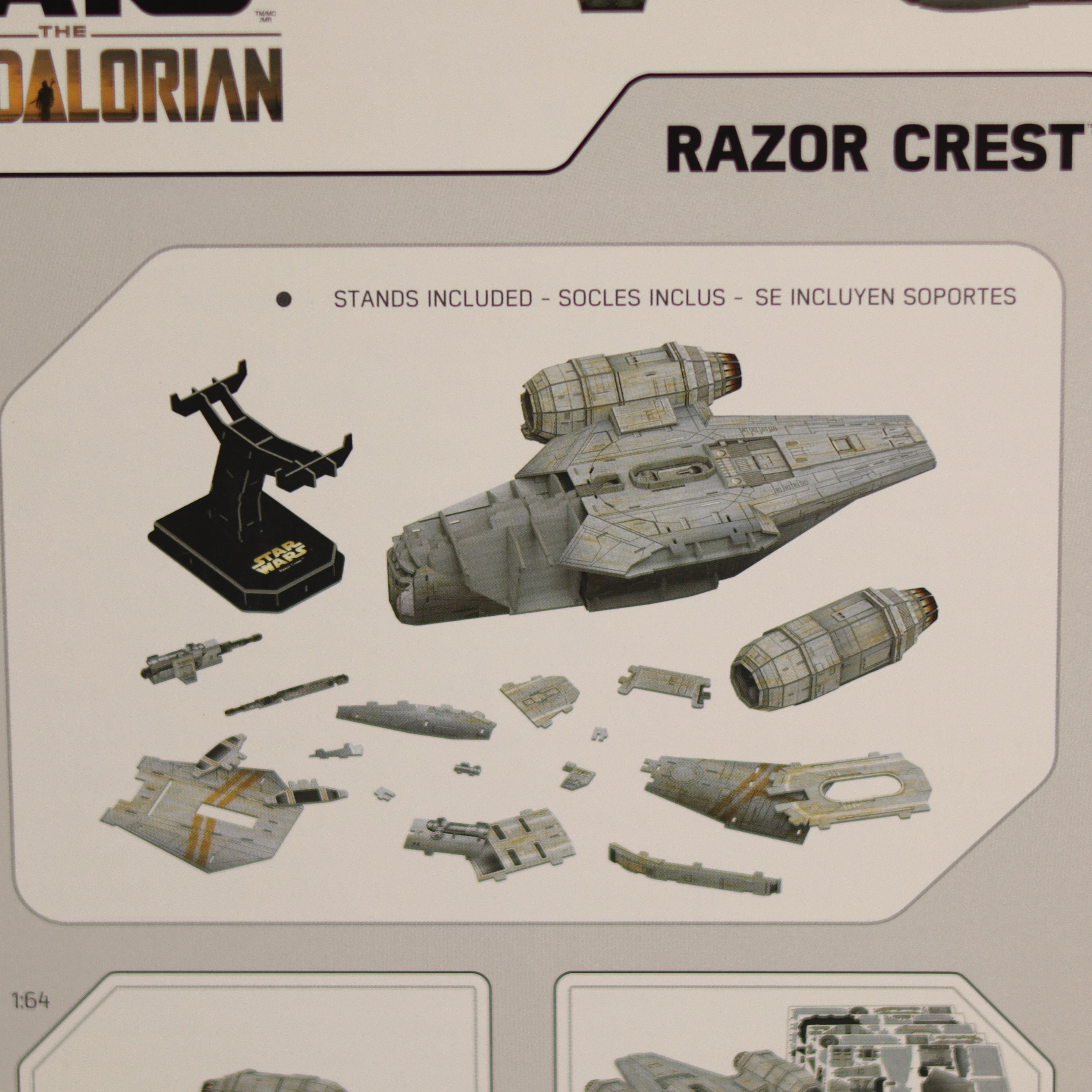Model kit packaging for 'The Mandalorian' Razor Crest with stand and pieces displayed.