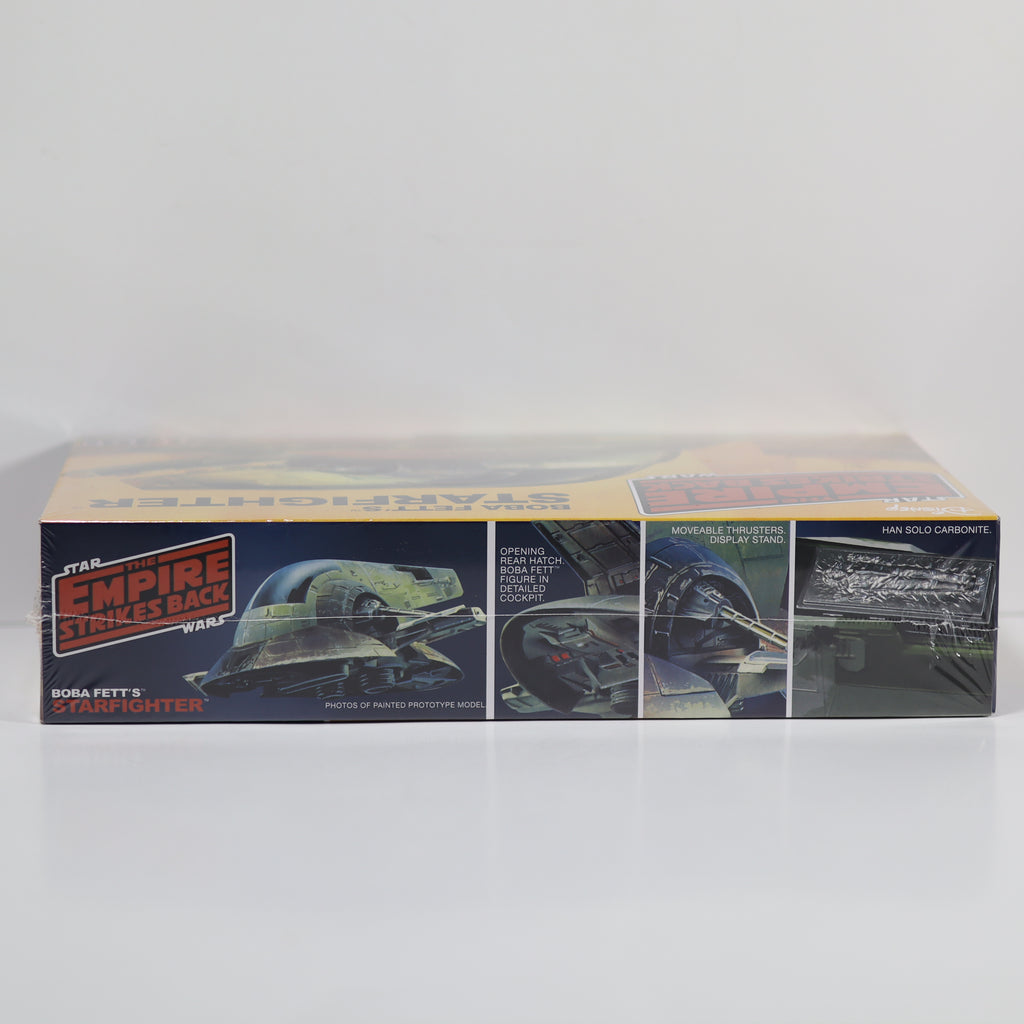 Box for a Star Wars model kit featuring a Speedfighter on a white background